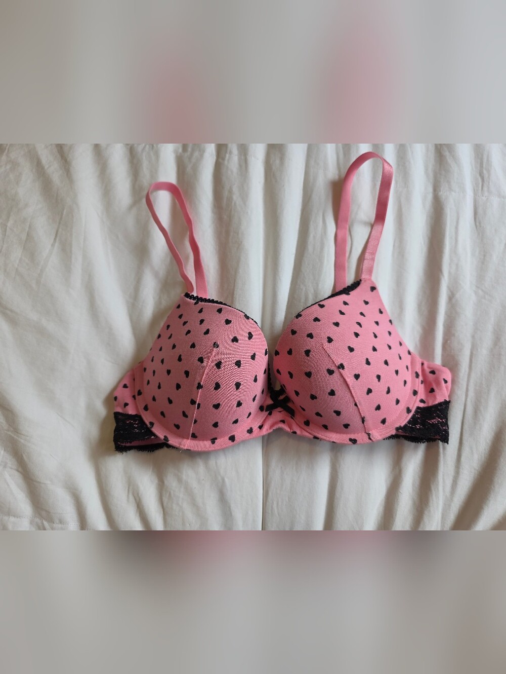 La Vie En Rose Pink Bra with Black Heart Print - 34A